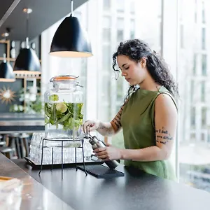4* מלון Citizenm Tower Of