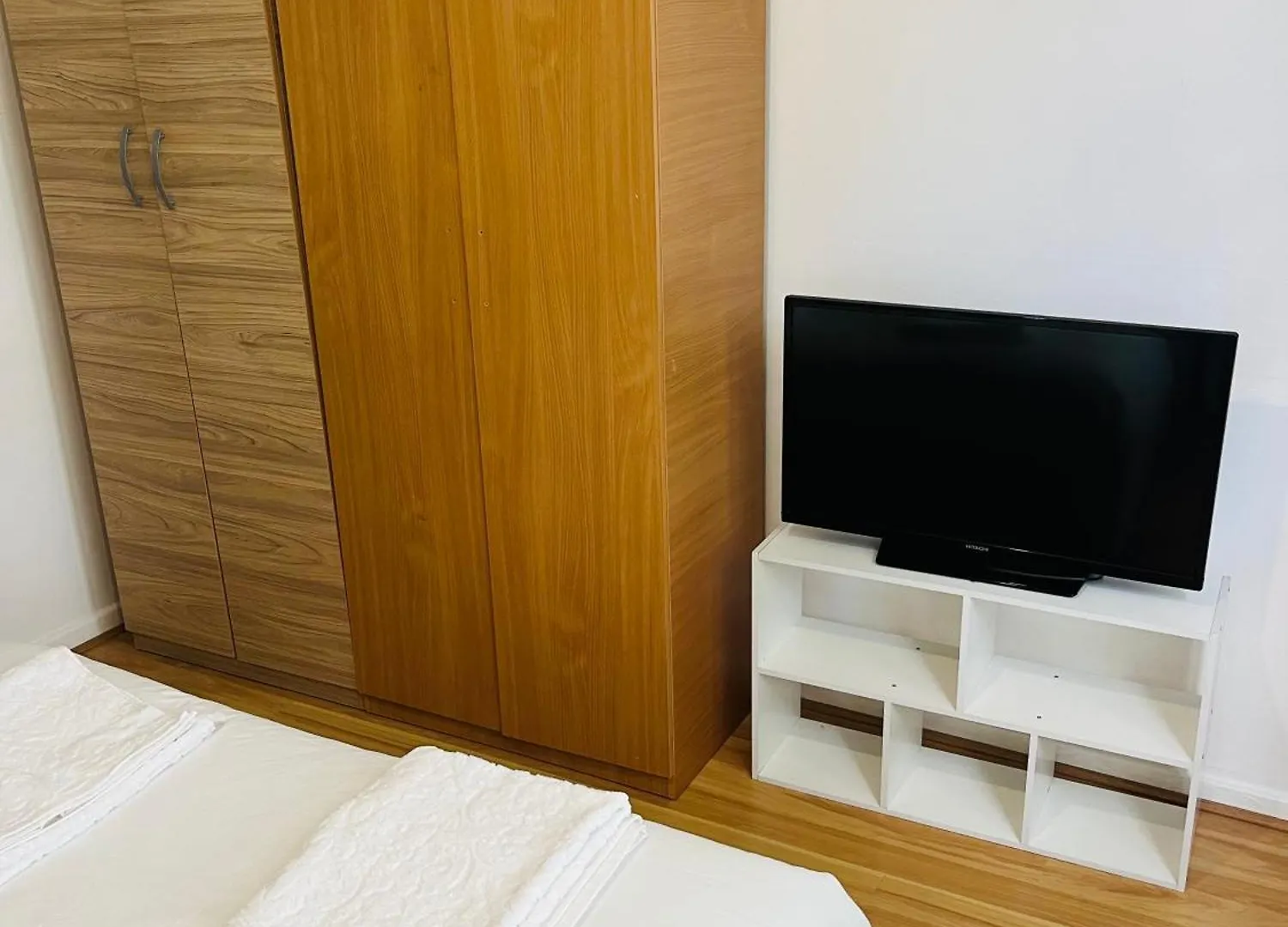 לונדון Ensuite With Kitchen Ext Large Room With Balcony In Zone 2 0*,  בריטניה